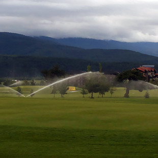 Pirin Golf 2.jpg